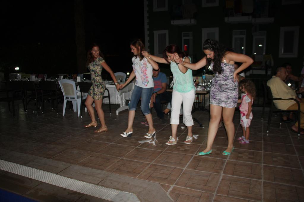 The Green Valley Hotel Ölüdeniz Esterno foto