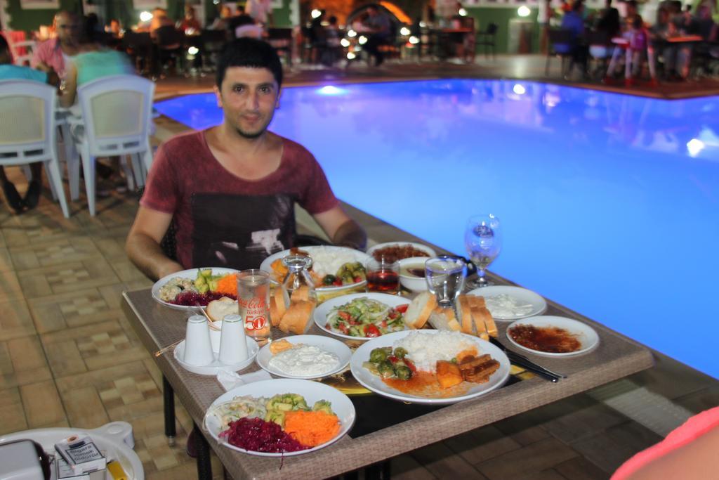 The Green Valley Hotel Ölüdeniz Esterno foto