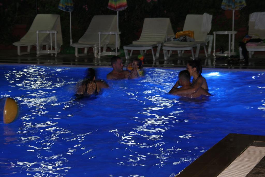 The Green Valley Hotel Ölüdeniz Esterno foto